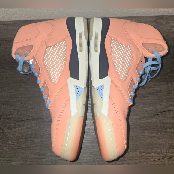 Men's DJ Khaled x Air Jordan 5 Retro 'We The Best - Crimson Bliss' - Picture 2 of 6